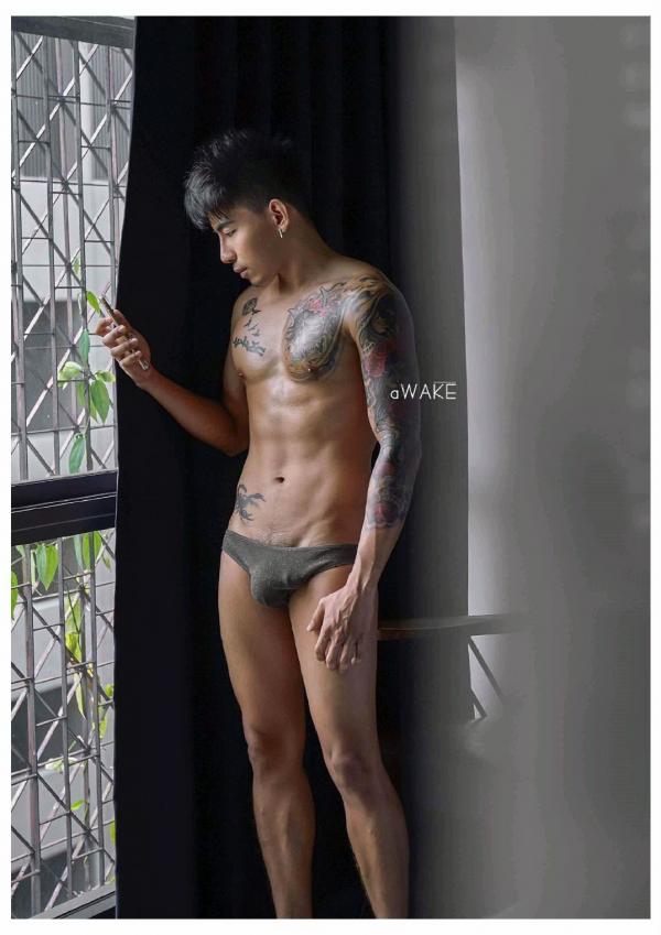 AWAKE-Issue-07--KoKo